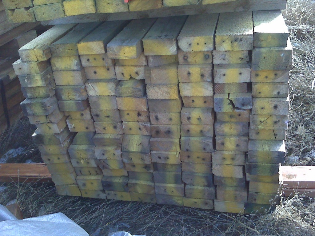 Item #0040. RS 2x4, 104@8'. $175 (Reg. $0.25/lnft).